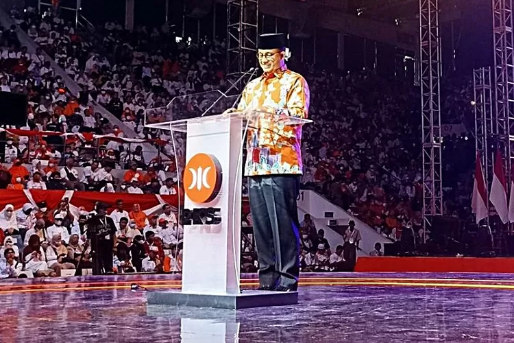 Catatan Atas Pidato Anies Baswedan Menunggu Patriotisme Relawan