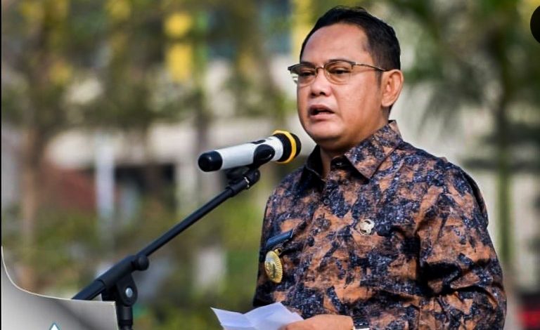 Bupati Bekasi Masih ‘Jomblo’: Tak Ada Kendala – Jernih.co